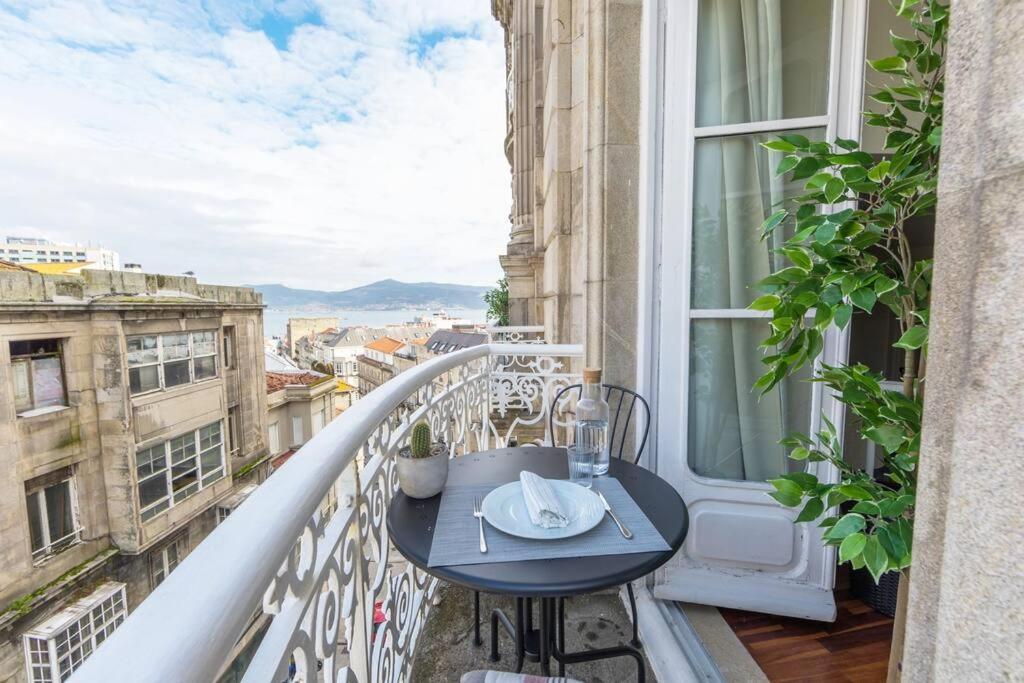 Duplex De Lujo En Pleno Centro De La Ciudad. Apartman Vigo Kültér fotó